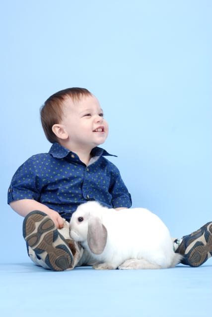 031810_GreenbergL_PortraitSimple_01